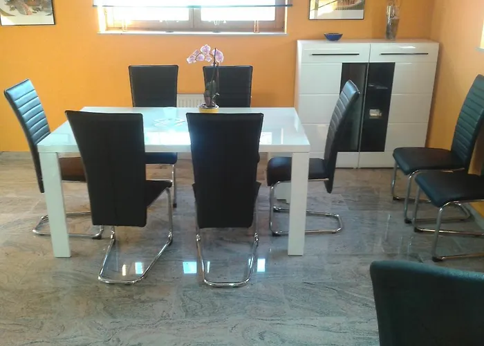 Appartement Ferienwohnung Weiss *